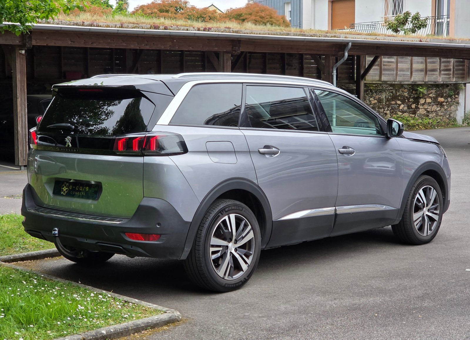 PEUGEOT 5008 ALLURE – 1.5 BlueHDi 130ch EAT8