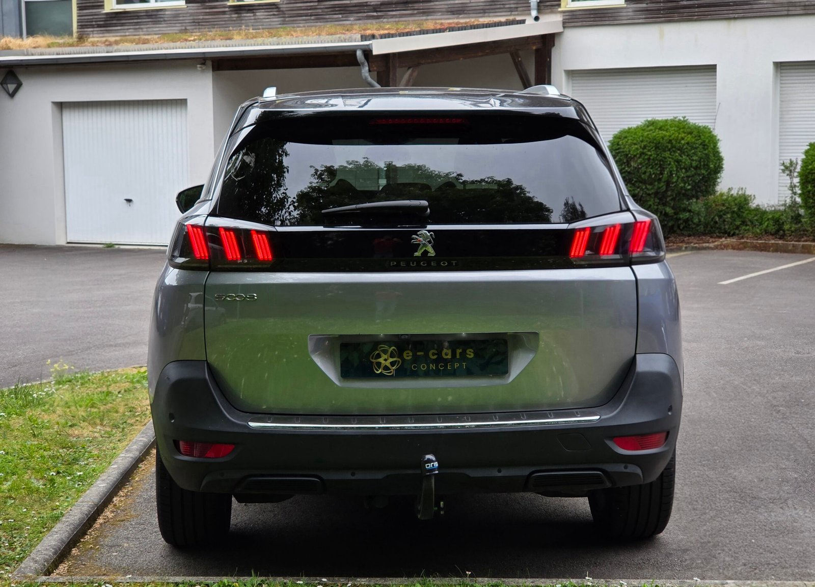 PEUGEOT 5008 ALLURE – 1.5 BlueHDi 130ch EAT8