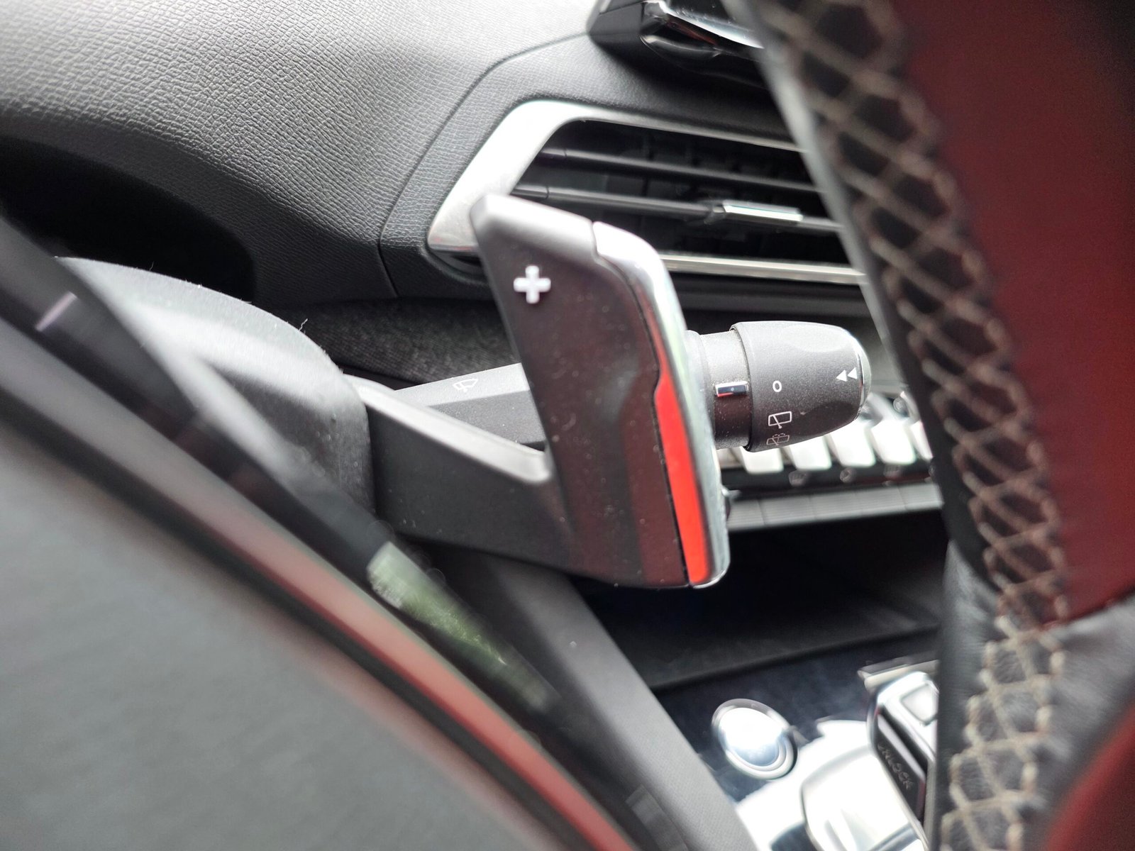 PEUGEOT 5008 ALLURE – 1.5 BlueHDi 130ch EAT8