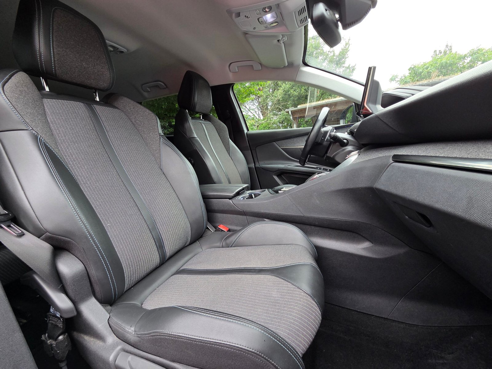 PEUGEOT 5008 ALLURE – 1.5 BlueHDi 130ch EAT8