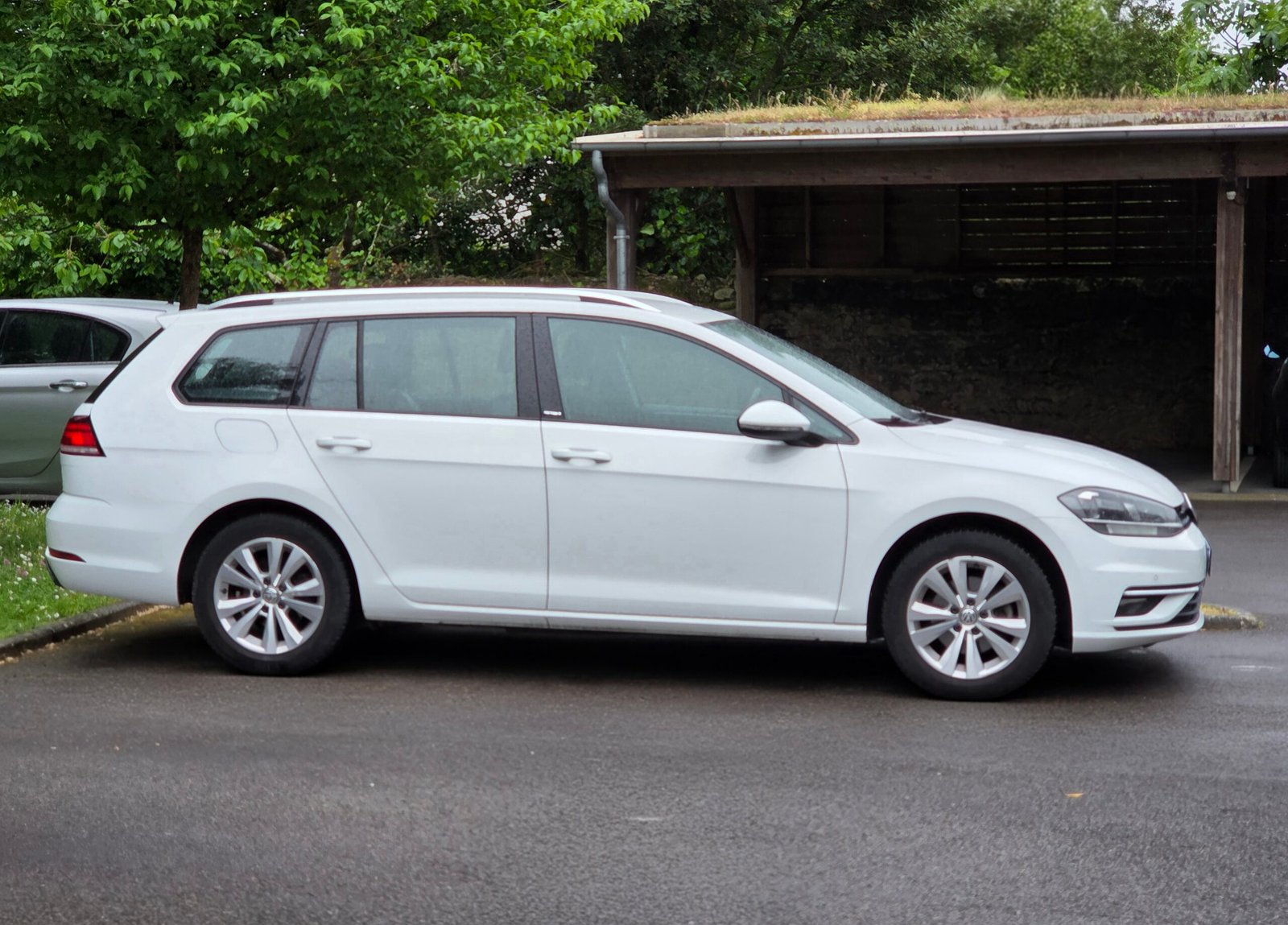 VOLKSWAGEN GOLF VII SW FIRST EDITION – 1.4 TSI 125ch DSG7