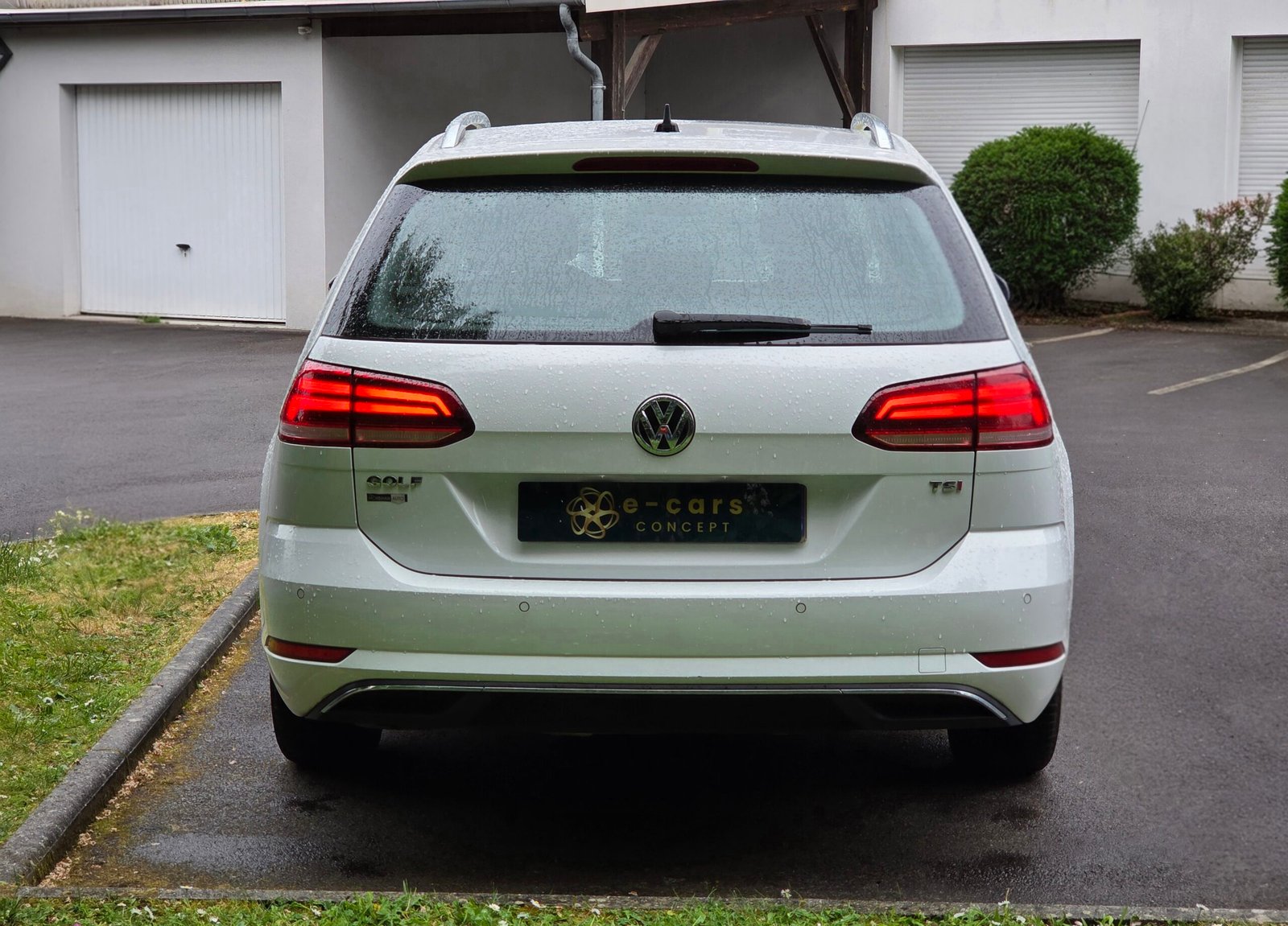 VOLKSWAGEN GOLF VII SW FIRST EDITION – 1.4 TSI 125ch DSG7