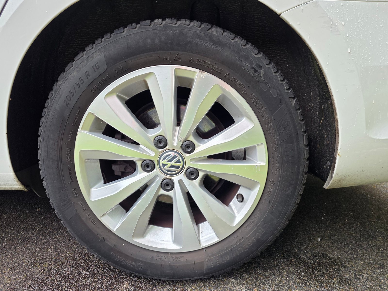 VOLKSWAGEN GOLF VII SW FIRST EDITION – 1.4 TSI 125ch DSG7