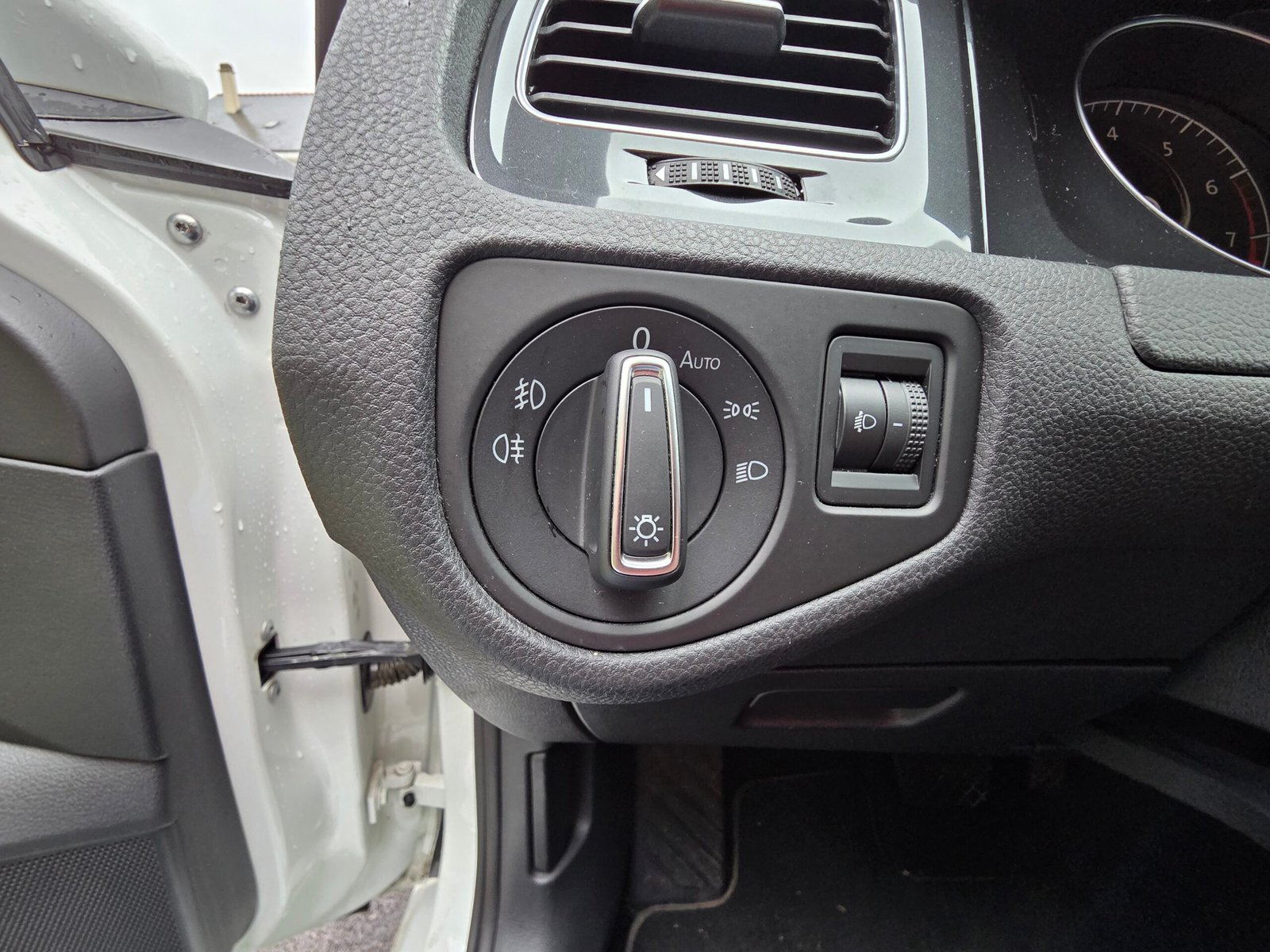 VOLKSWAGEN GOLF VII SW FIRST EDITION – 1.4 TSI 125ch DSG7