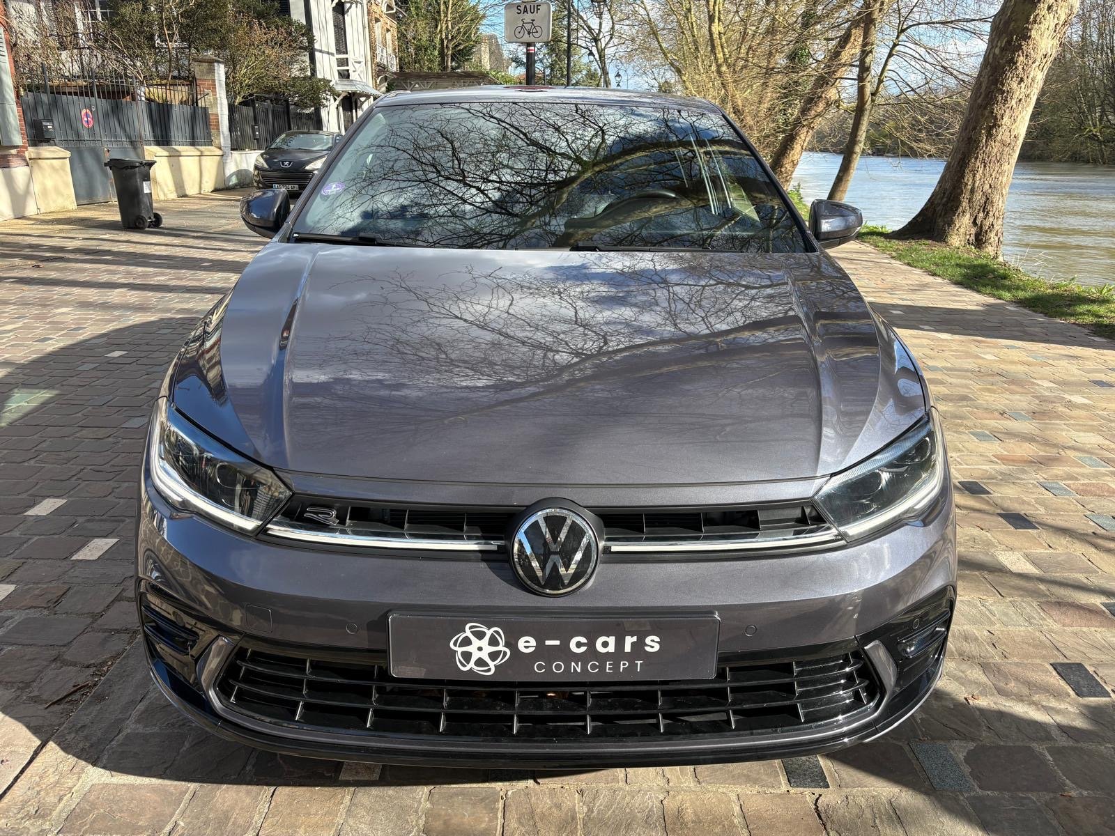 VOLKSWAGEN Polo VI “R-Line” 1.0 TSI 110ch