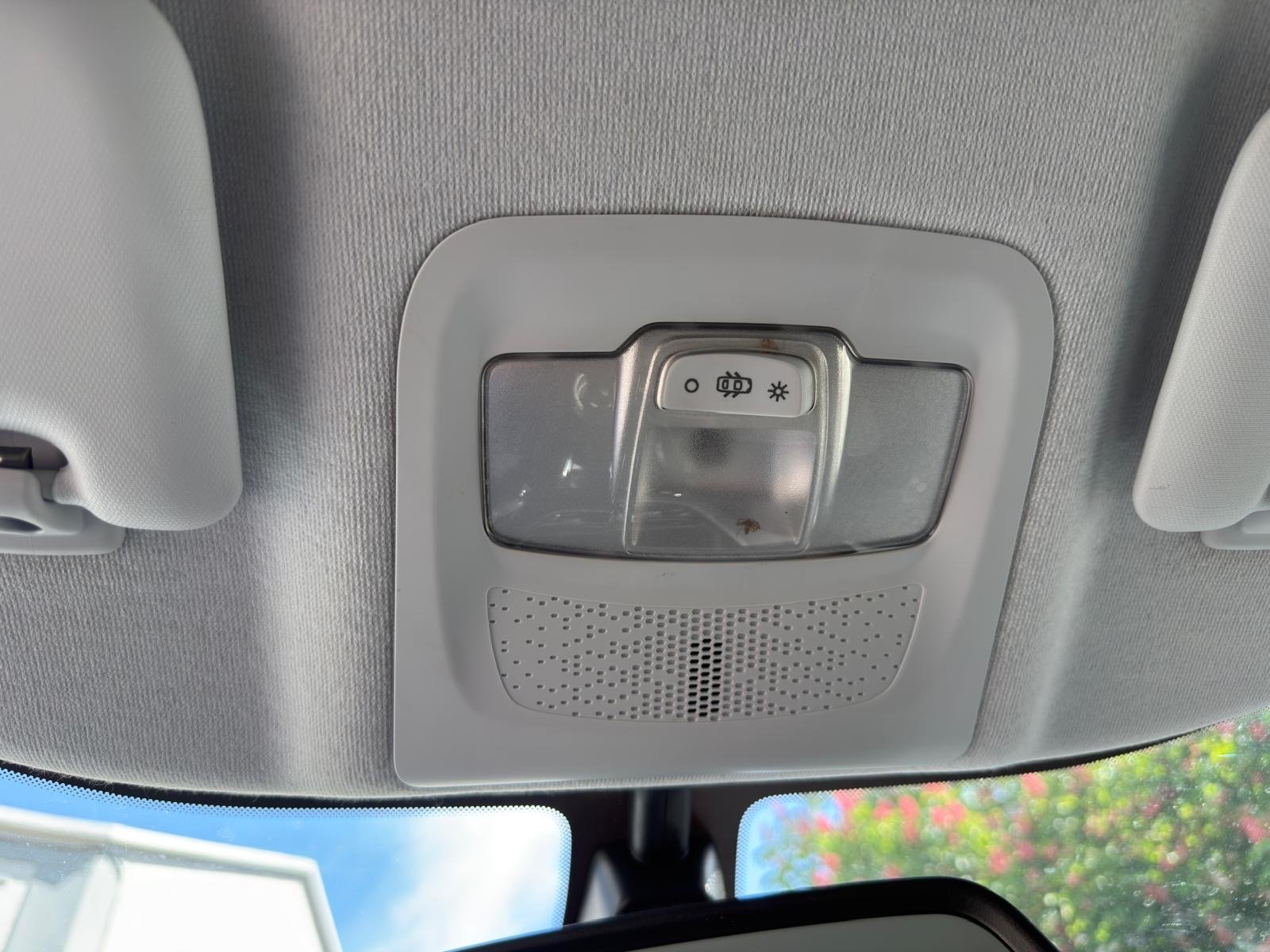 Peugeot 208 phase 2 puretech 1.2 VTI  finition Allure 82 cv