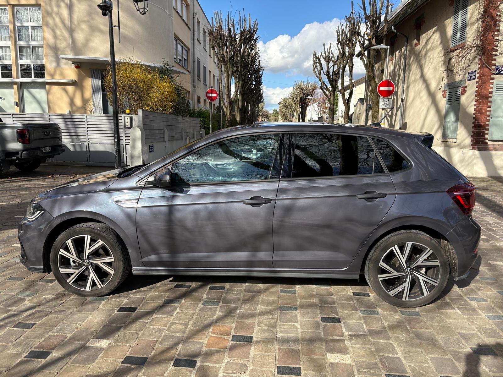 VOLKSWAGEN Polo VI “R-Line” 1.0 TSI 110ch