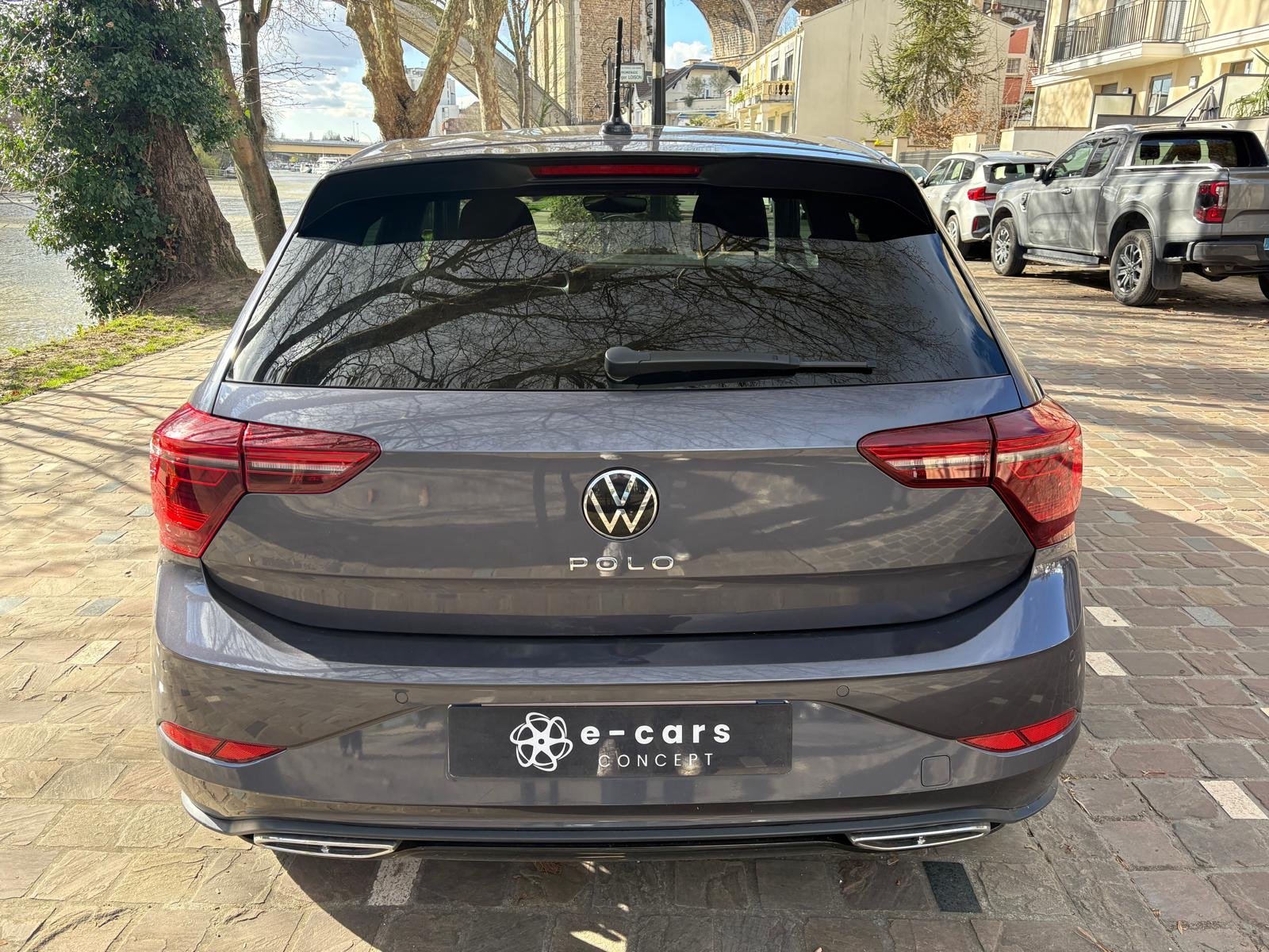 VOLKSWAGEN Polo VI “R-Line” 1.0 TSI 110ch