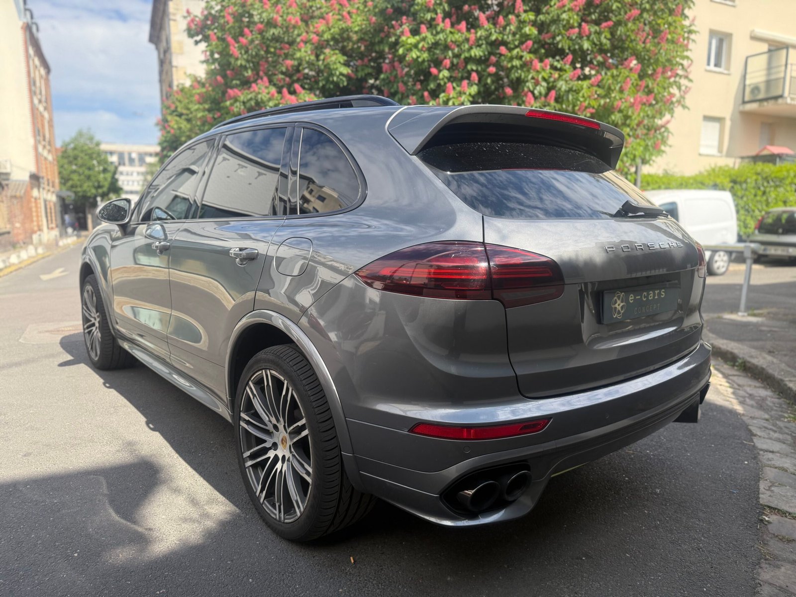 Porsche Cayenne S E-Hybrid phase 2 416cv pack chrono