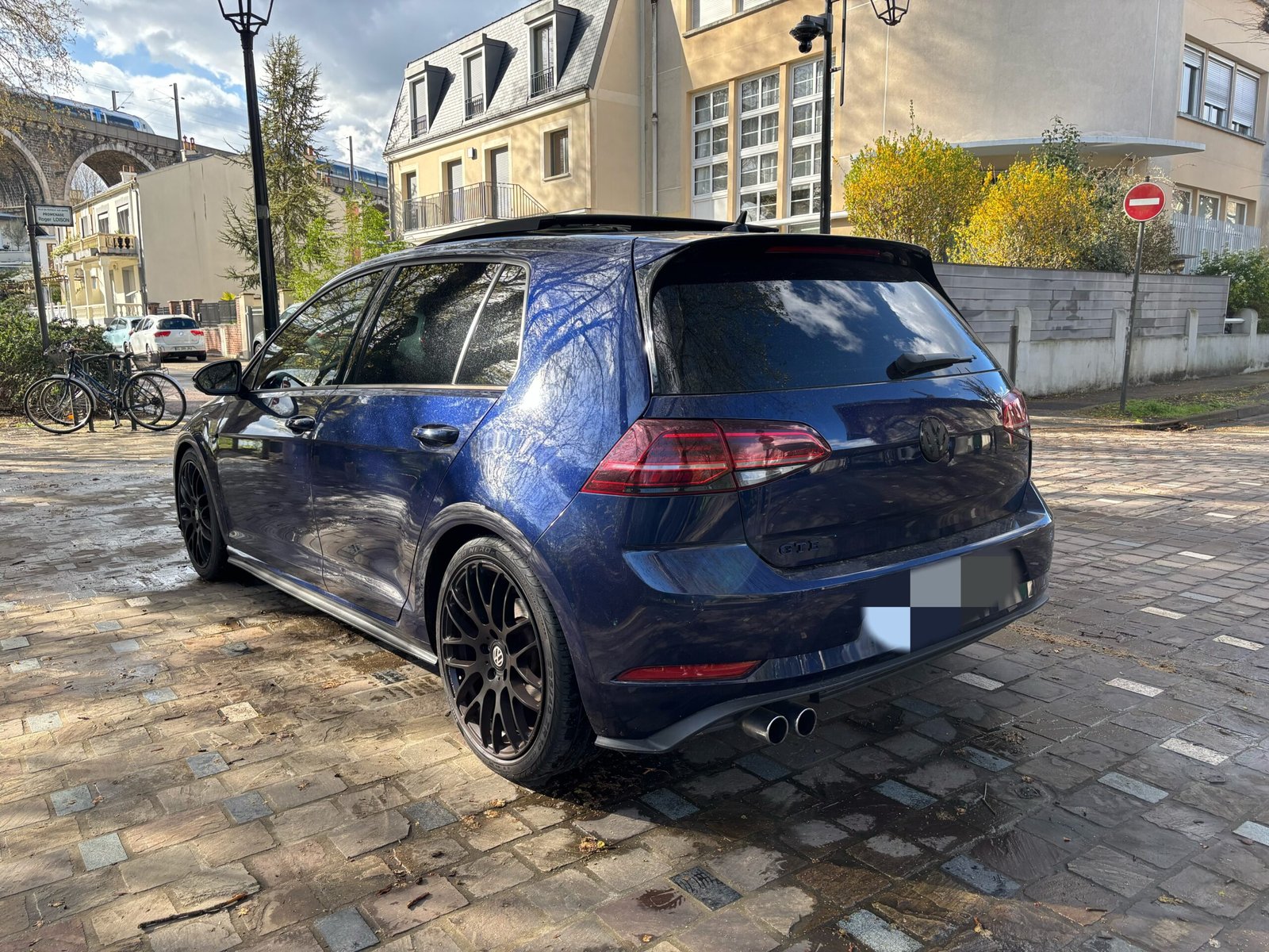 VOLKSWAGEN Golf VII GTE 1.4 TSI 204ch Hybrid