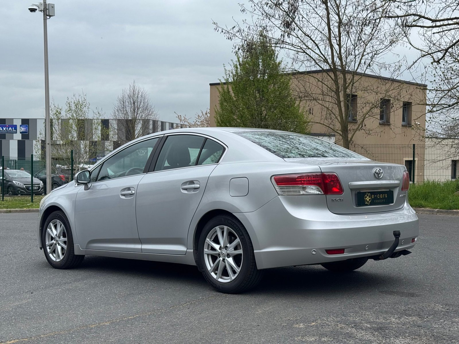 TOYOTA Avensis 1.8 VVT-i 147 ch « Dynamic »