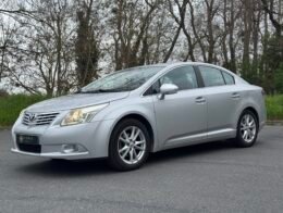 TOYOTA Avensis 1.8 VVT-i 147 ch « Dynamic »