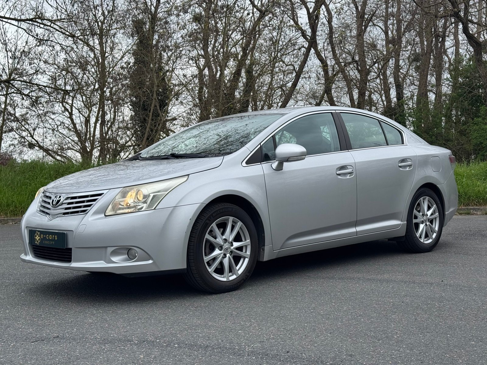 TOYOTA Avensis 1.8 VVT-i 147 ch « Dynamic »