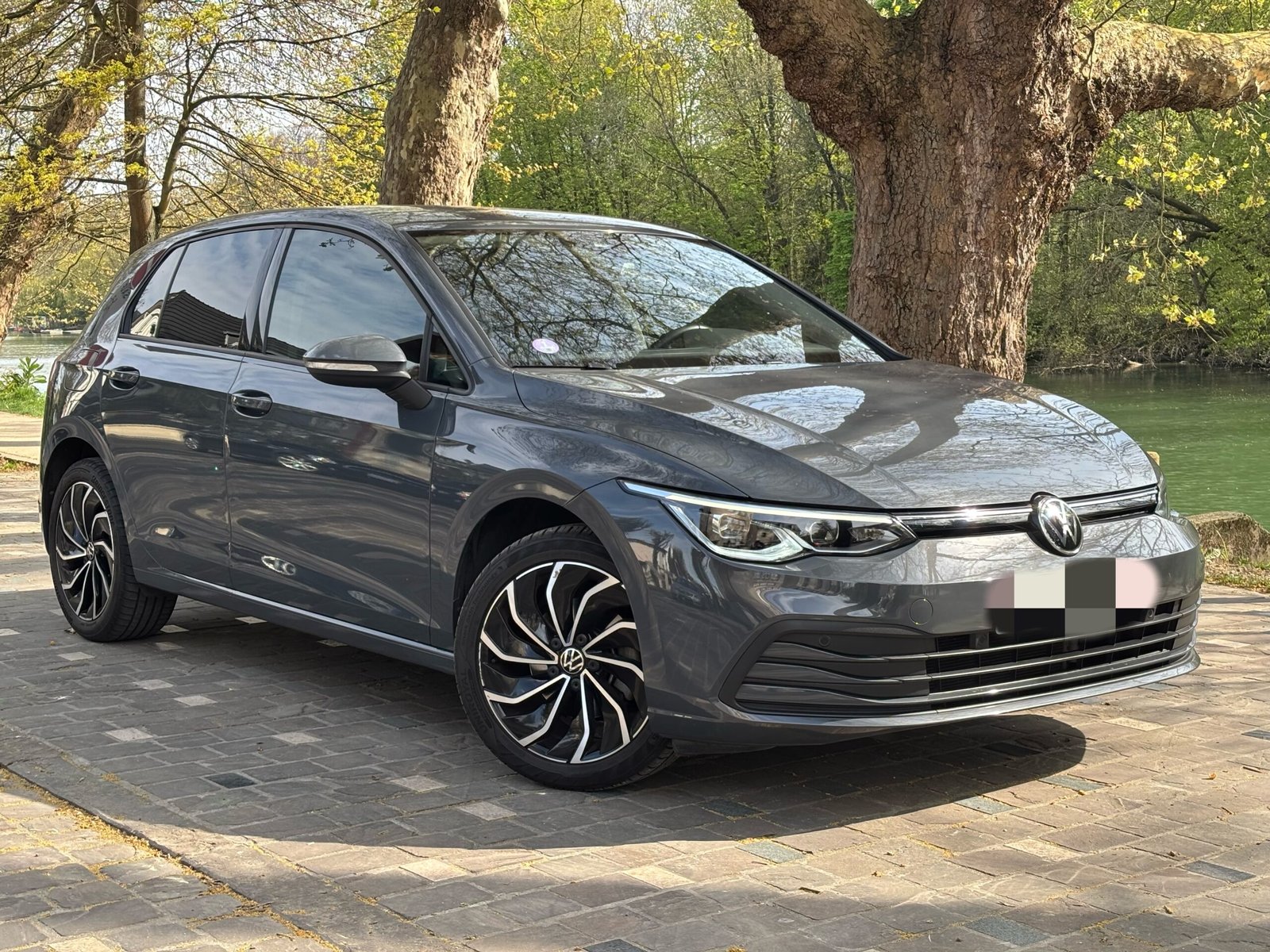 VOLKSWAGEN Golf VIII 1.5 TSi 131ch “Life business first”