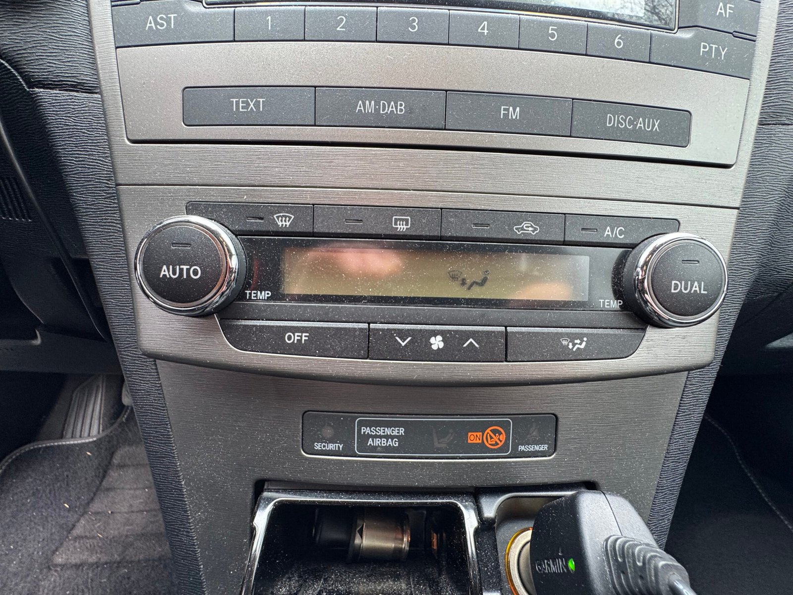 TOYOTA Avensis 1.8 VVT-i 147 ch « Dynamic »