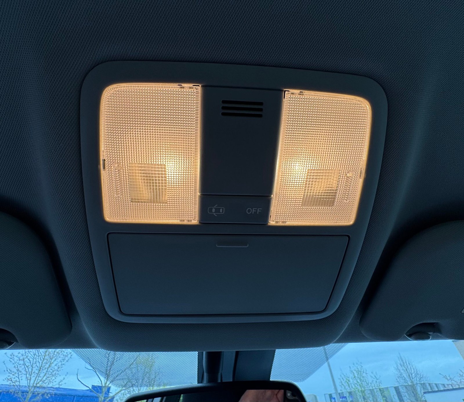 TOYOTA Avensis 1.8 VVT-i 147 ch « Dynamic »