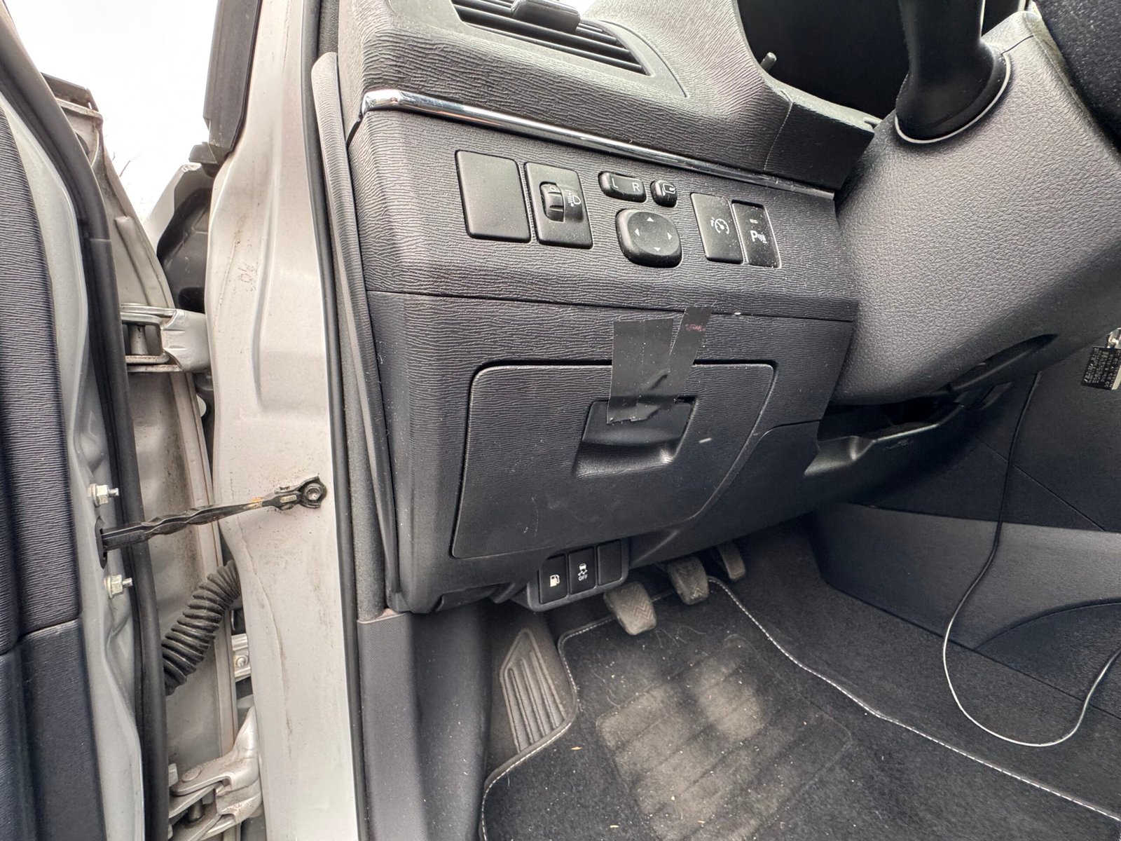 TOYOTA Avensis 1.8 VVT-i 147 ch « Dynamic »