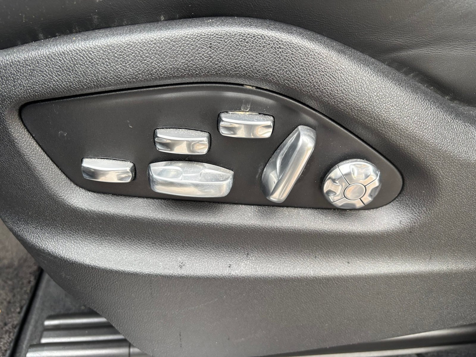 PORSCHE Cayenne Turbo 4.0 V8 550ch “Platinium”