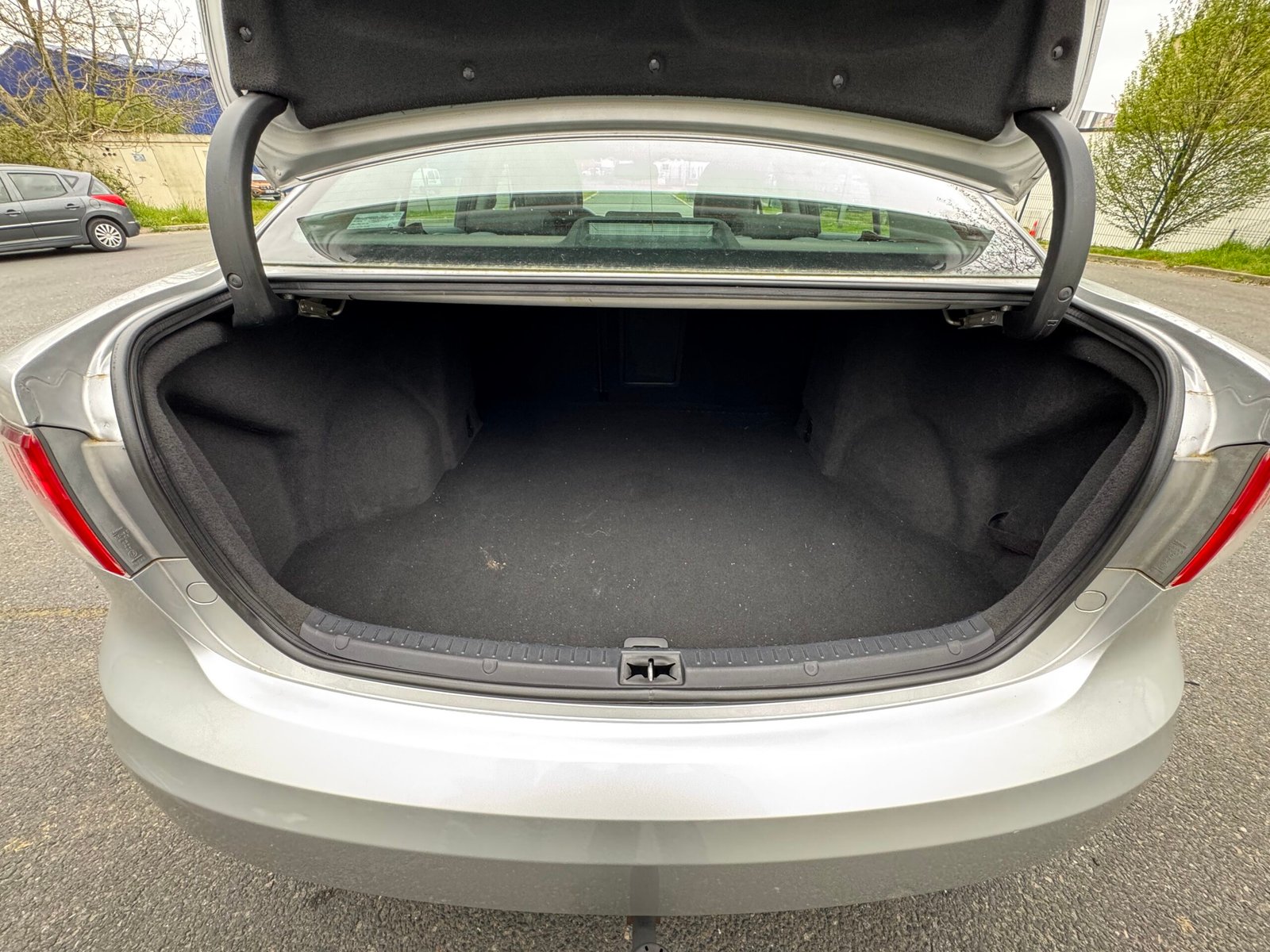 TOYOTA Avensis 1.8 VVT-i 147 ch « Dynamic »