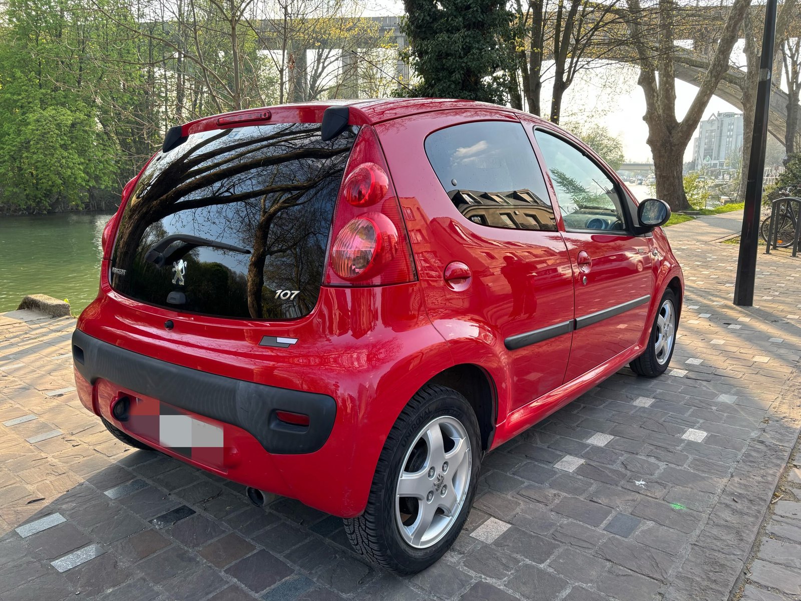 PEUGEOT 107 1.0 68ch “Sportium”