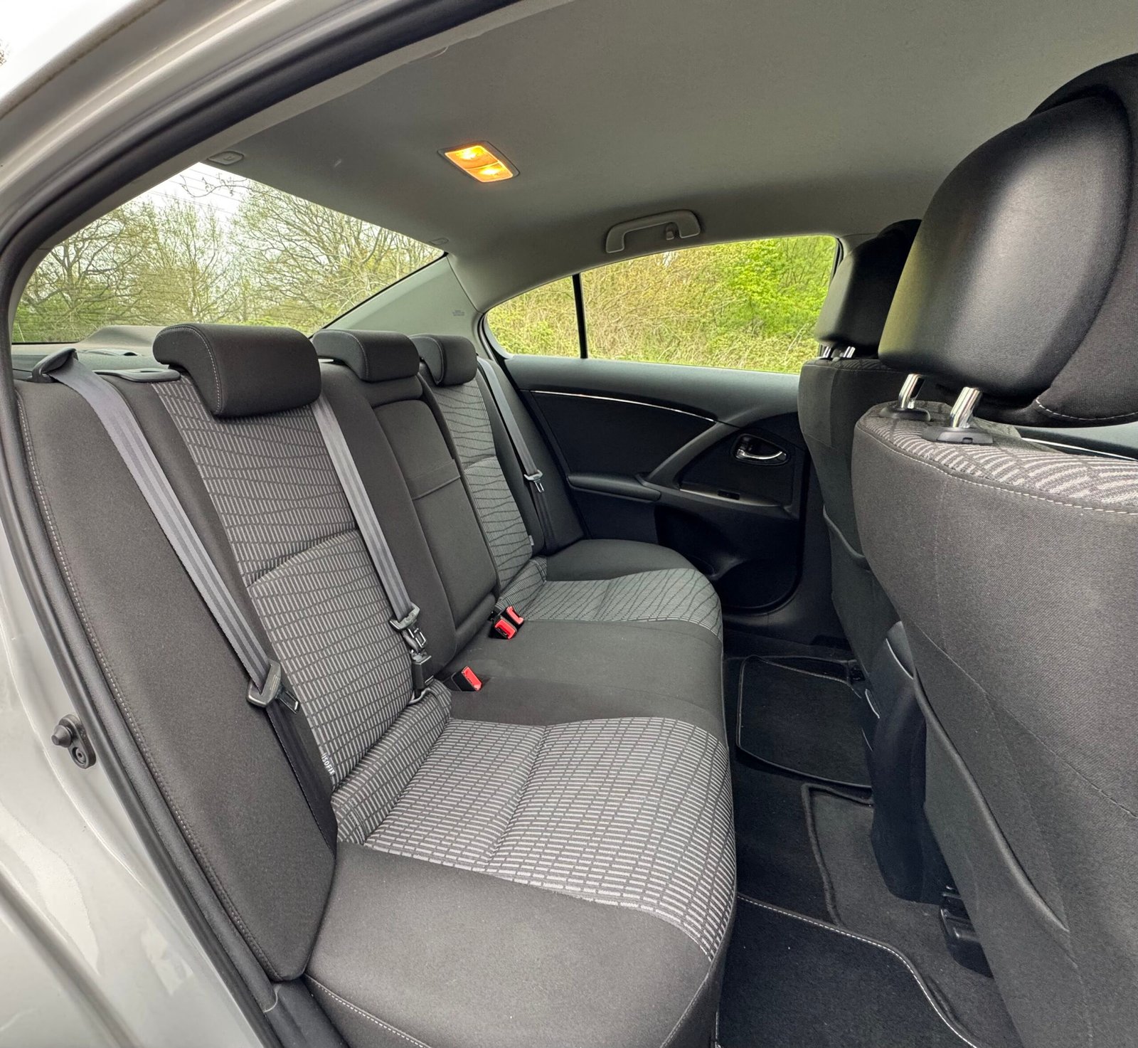 TOYOTA Avensis 1.8 VVT-i 147 ch « Dynamic »