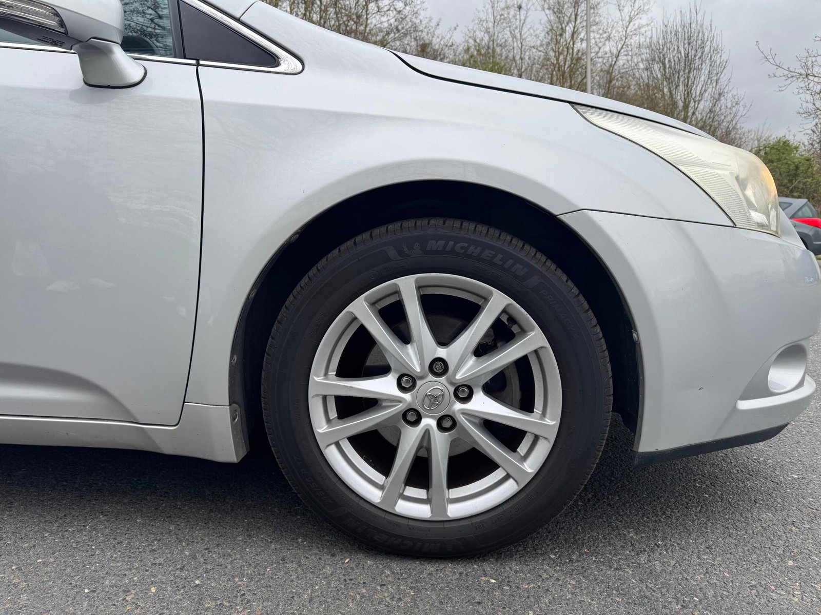 TOYOTA Avensis 1.8 VVT-i 147 ch « Dynamic »