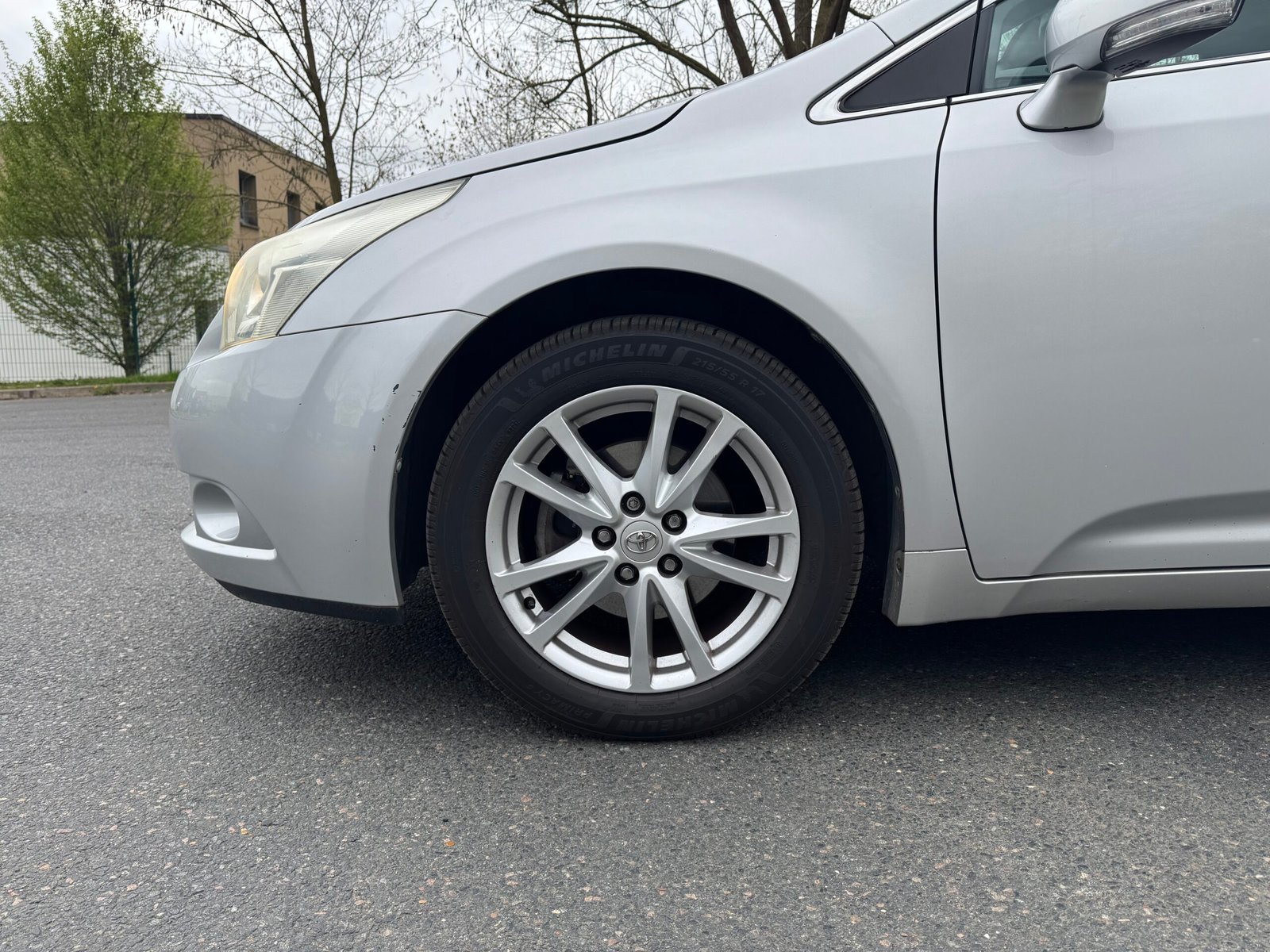TOYOTA Avensis 1.8 VVT-i 147 ch « Dynamic »