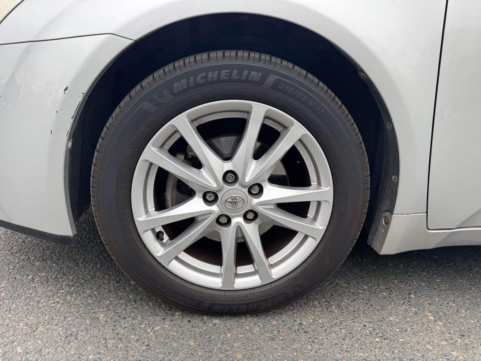 TOYOTA Avensis 1.8 VVT-i 147 ch « Dynamic »