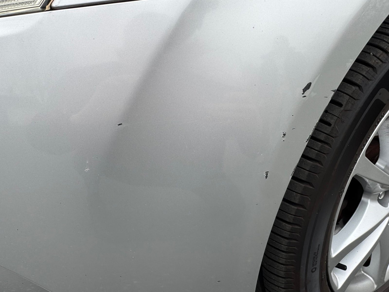 TOYOTA Avensis 1.8 VVT-i 147 ch « Dynamic »