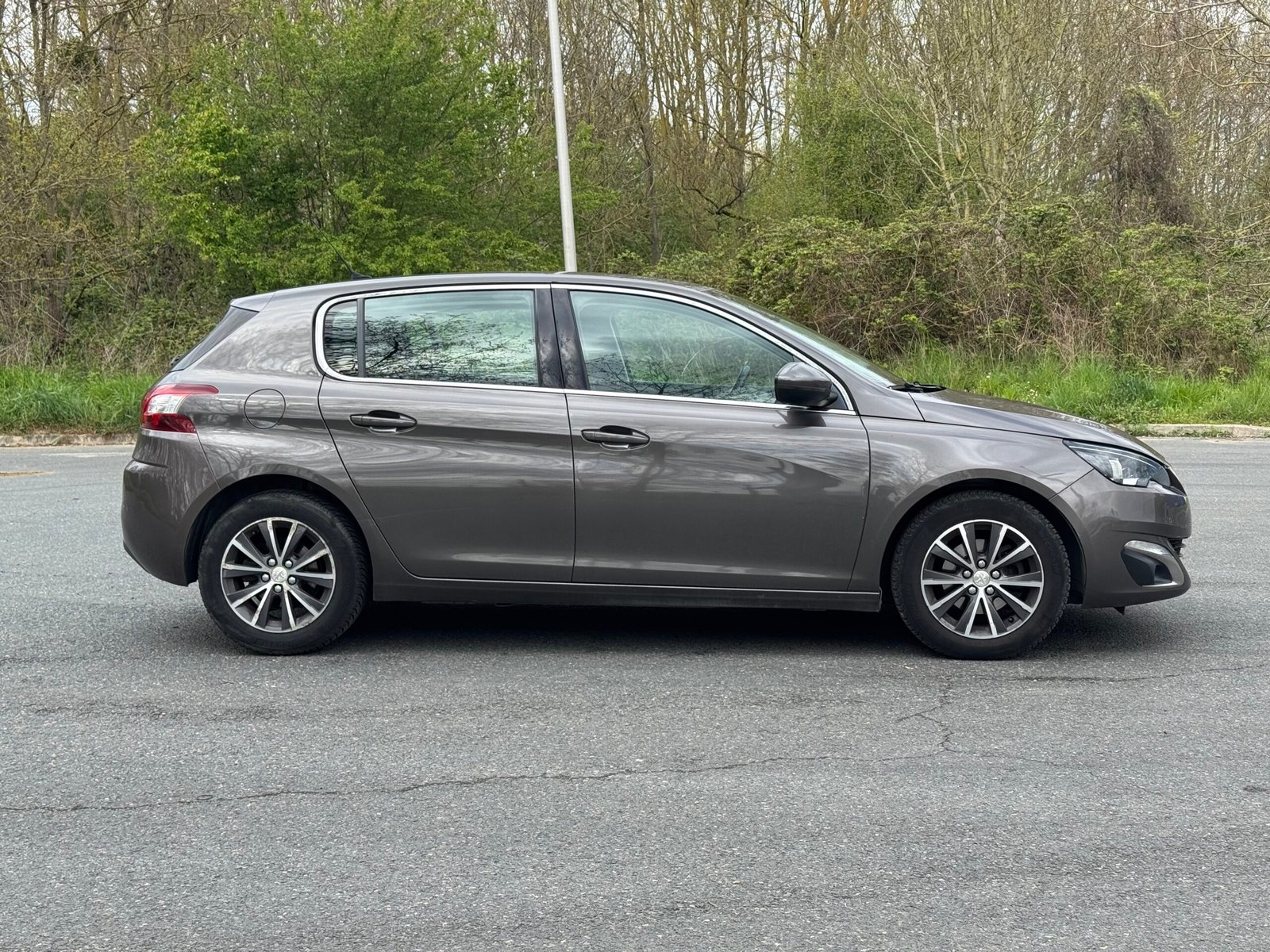 Peugeot 308 II 1.6 BlueHDi S&S 120CH « ALLURE »