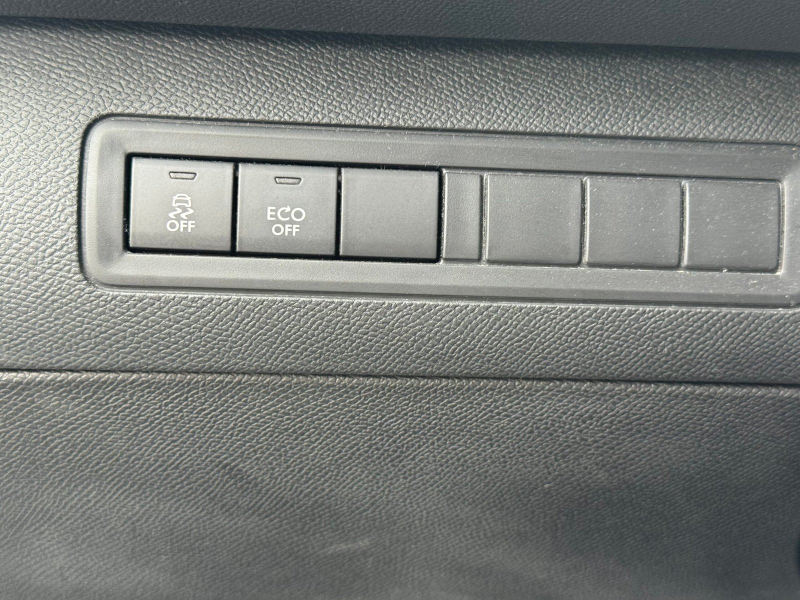 Peugeot 308 II 1.6 BlueHDi S&S 120CH « ALLURE »