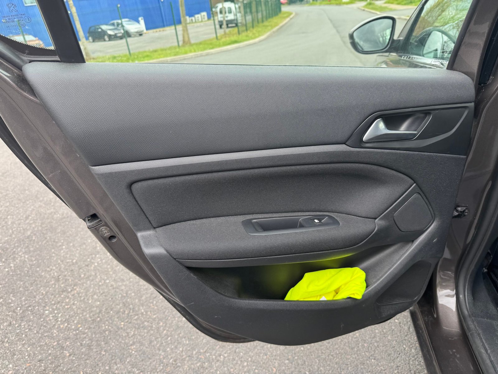 Peugeot 308 II 1.6 BlueHDi S&S 120CH « ALLURE »