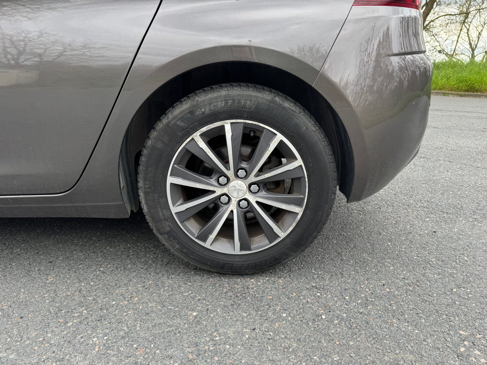 Peugeot 308 II 1.6 BlueHDi S&S 120CH « ALLURE »