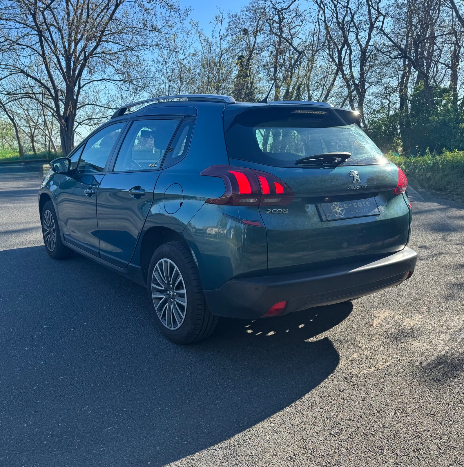 Peugeot 2008 5HB 1.5 BlueHDi S&S 102CH « ALLURE »