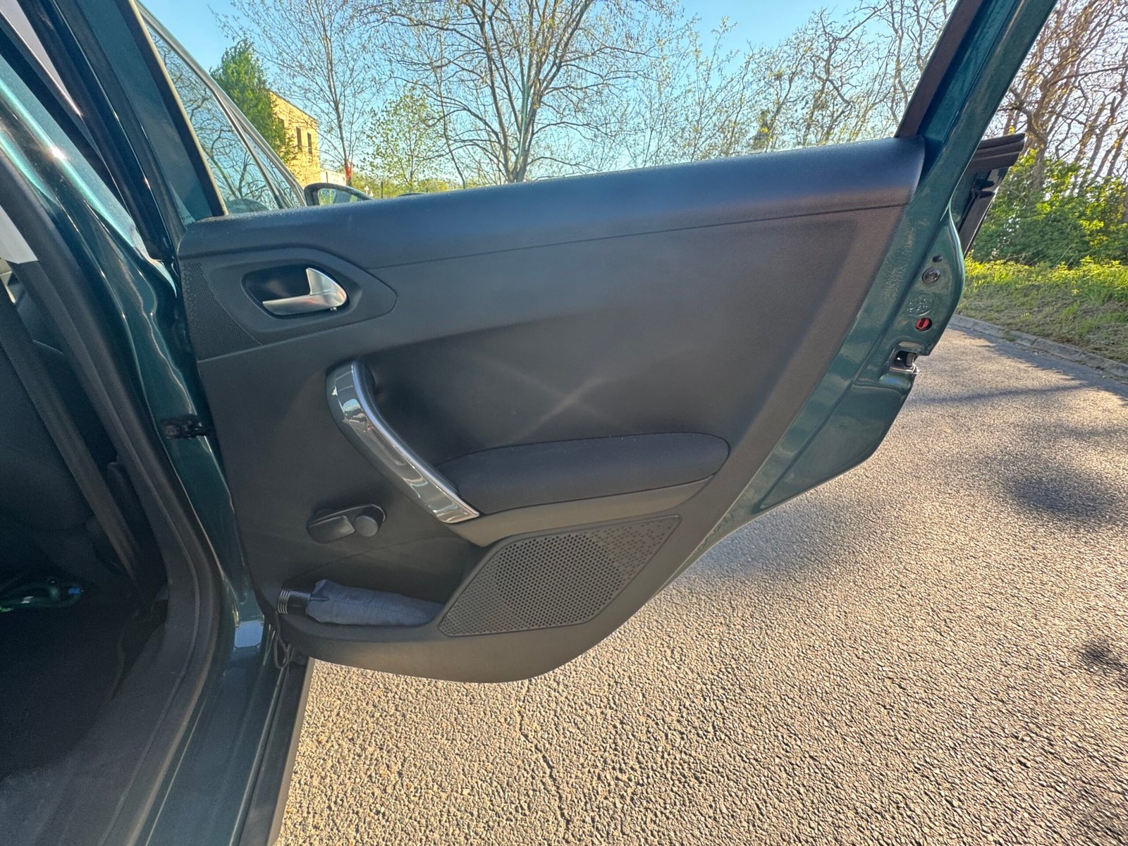 Peugeot 2008 5HB 1.5 BlueHDi S&S 102CH « ALLURE »