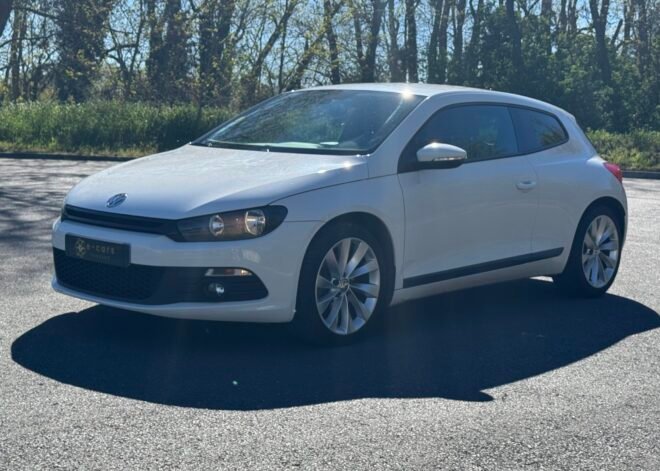 VOLKSWAGEN Scirocco II 2.0 TFSI DSG6 200CH « CARAT »