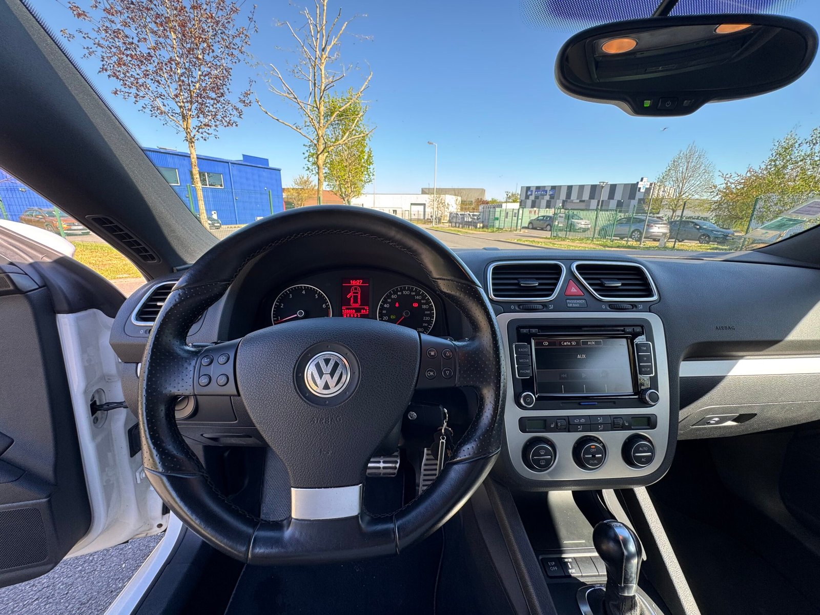 VOLKSWAGEN Scirocco II 2.0 TFSI DSG6 200CH « CARAT »