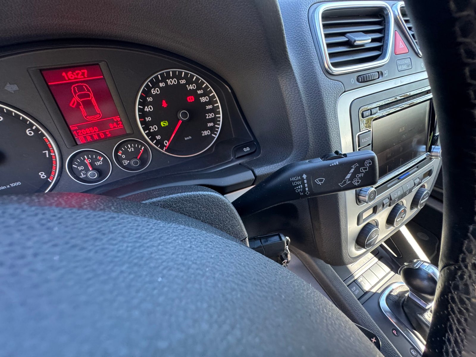 VOLKSWAGEN Scirocco II 2.0 TFSI DSG6 200CH « CARAT »