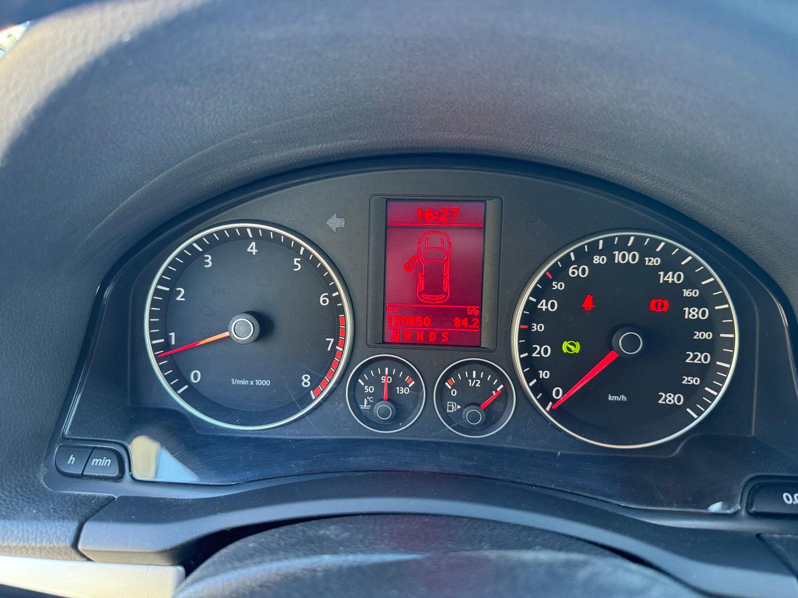 VOLKSWAGEN Scirocco II 2.0 TFSI DSG6 200CH « CARAT »