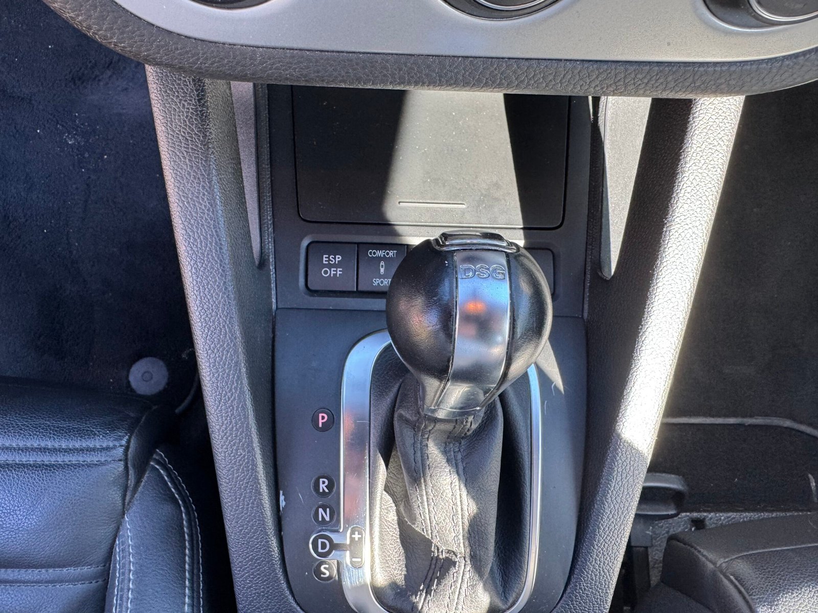 VOLKSWAGEN Scirocco II 2.0 TFSI DSG6 200CH « CARAT »