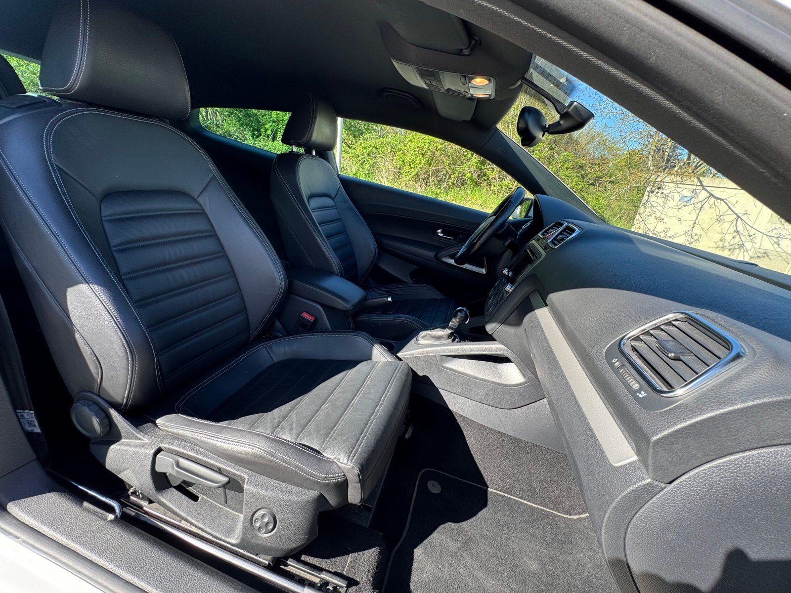 VOLKSWAGEN Scirocco II 2.0 TFSI DSG6 200CH « CARAT »