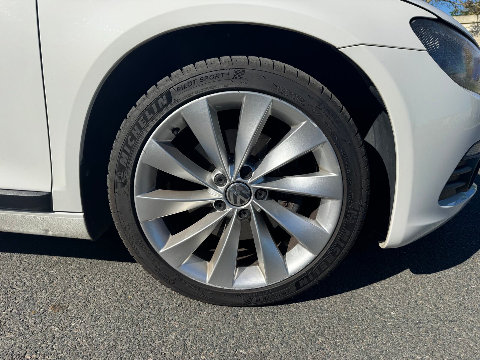 VOLKSWAGEN Scirocco II 2.0 TFSI DSG6 200CH « CARAT »