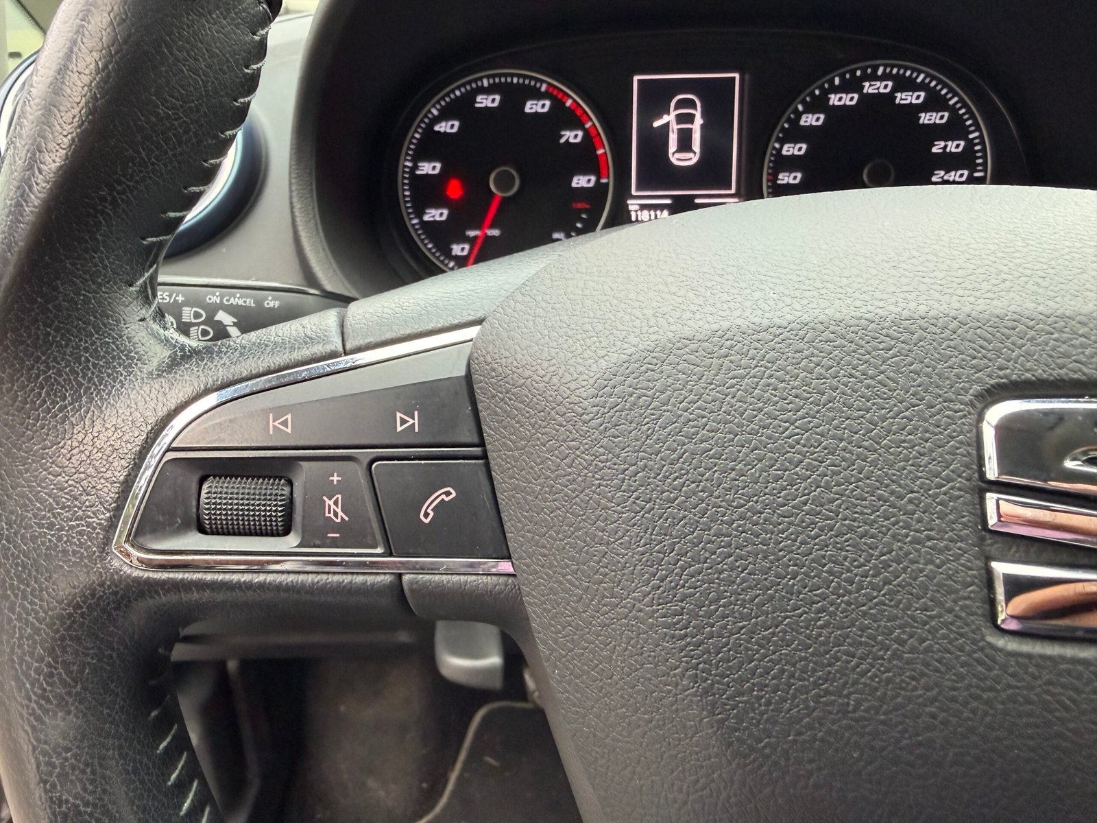 SEAT Ibiza IV Phase 3 5 Portes 1.2 TSI 16V 90 cv Connect