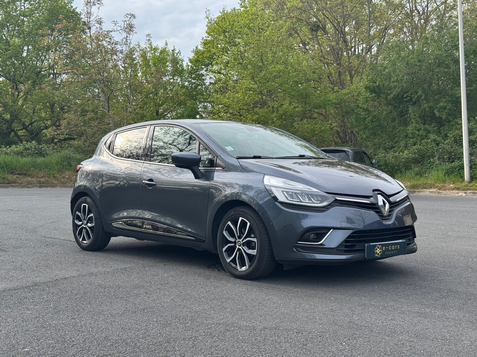 RENAULT Clio IV (phase 2) 0.9 TCe 90ch « Intens »