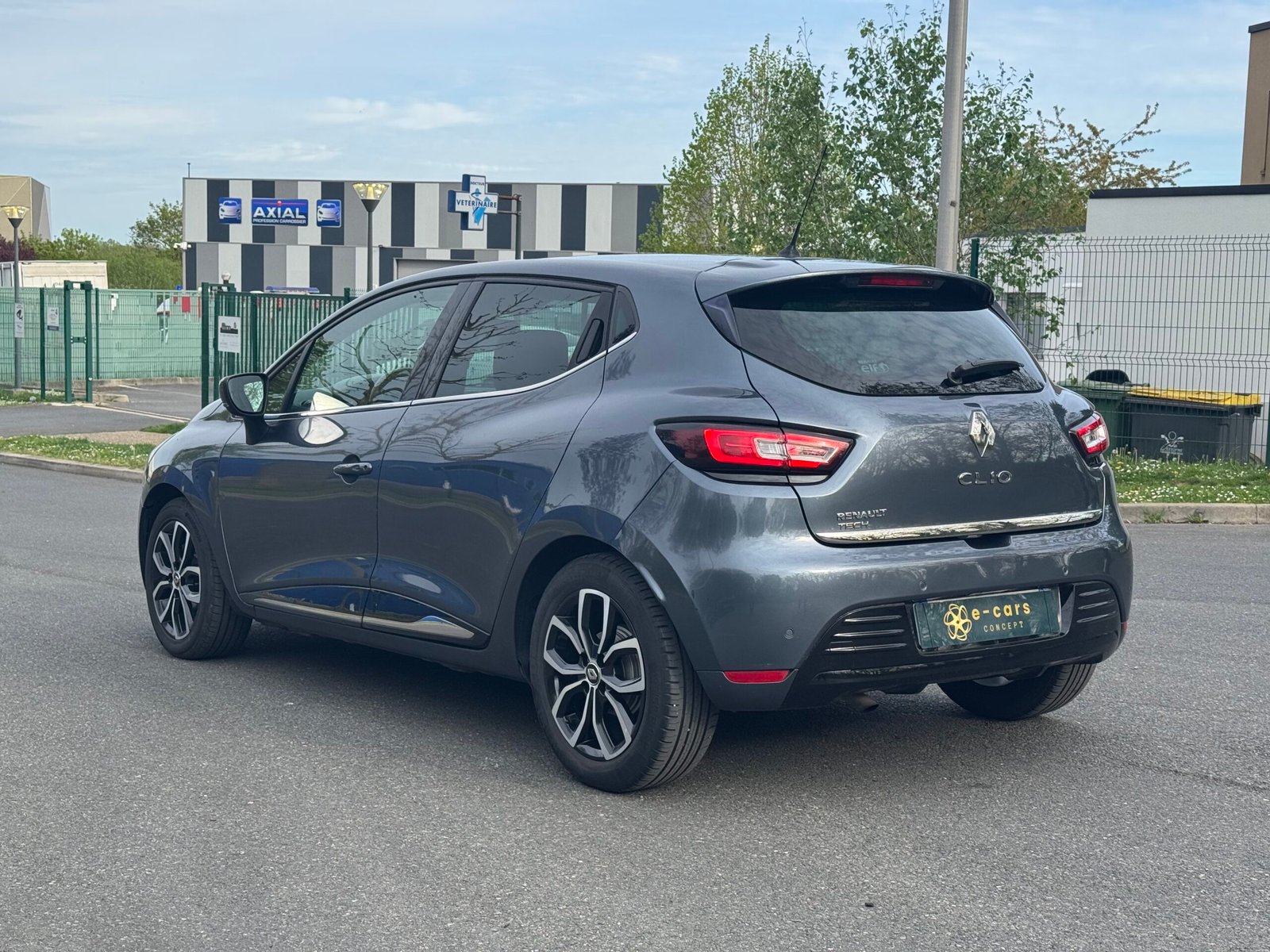 RENAULT Clio IV (phase 2) 0.9 TCe 90ch « Intens »