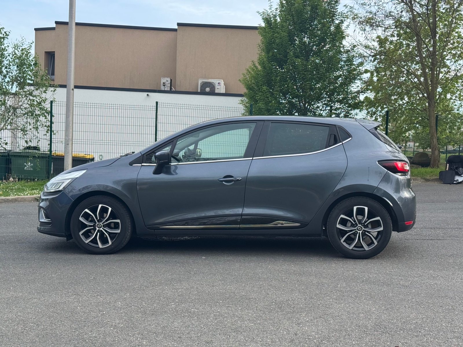 RENAULT Clio IV (phase 2) 0.9 TCe 90ch « Intens »