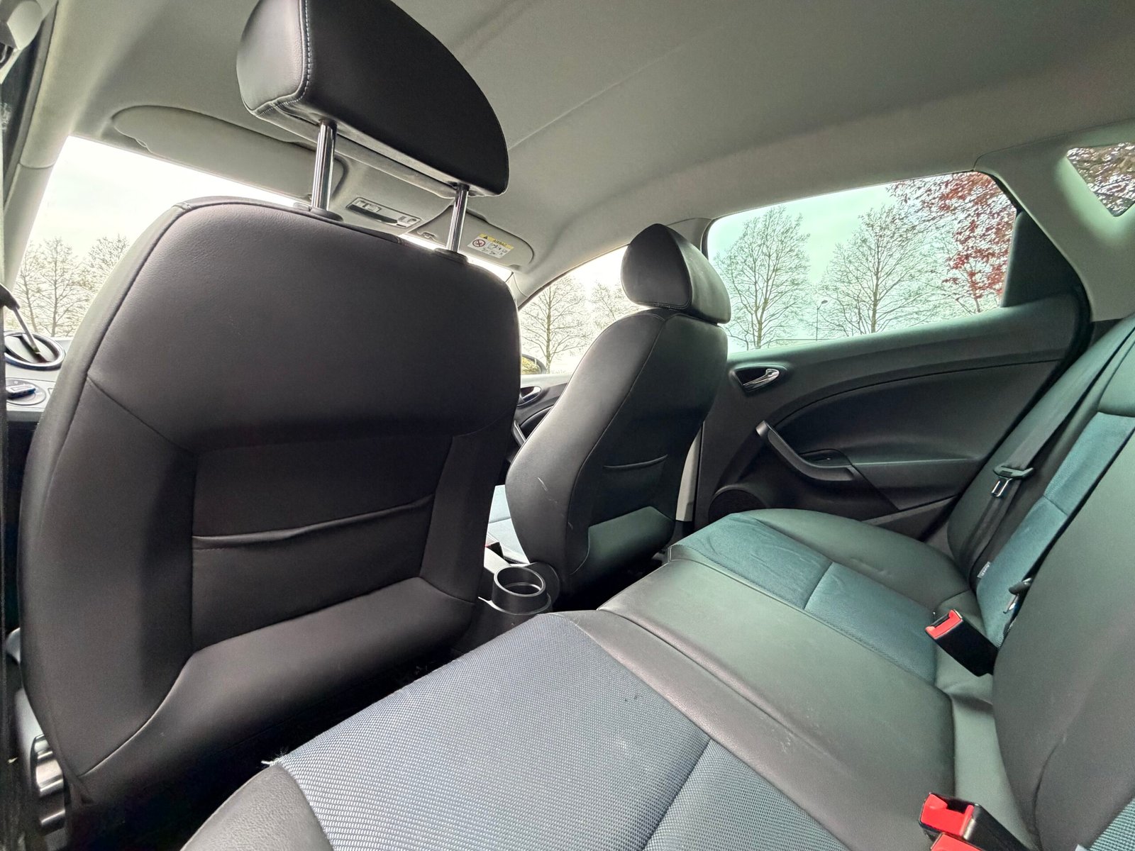 SEAT Ibiza IV Phase 3 5 Portes 1.2 TSI 16V 90 cv Connect