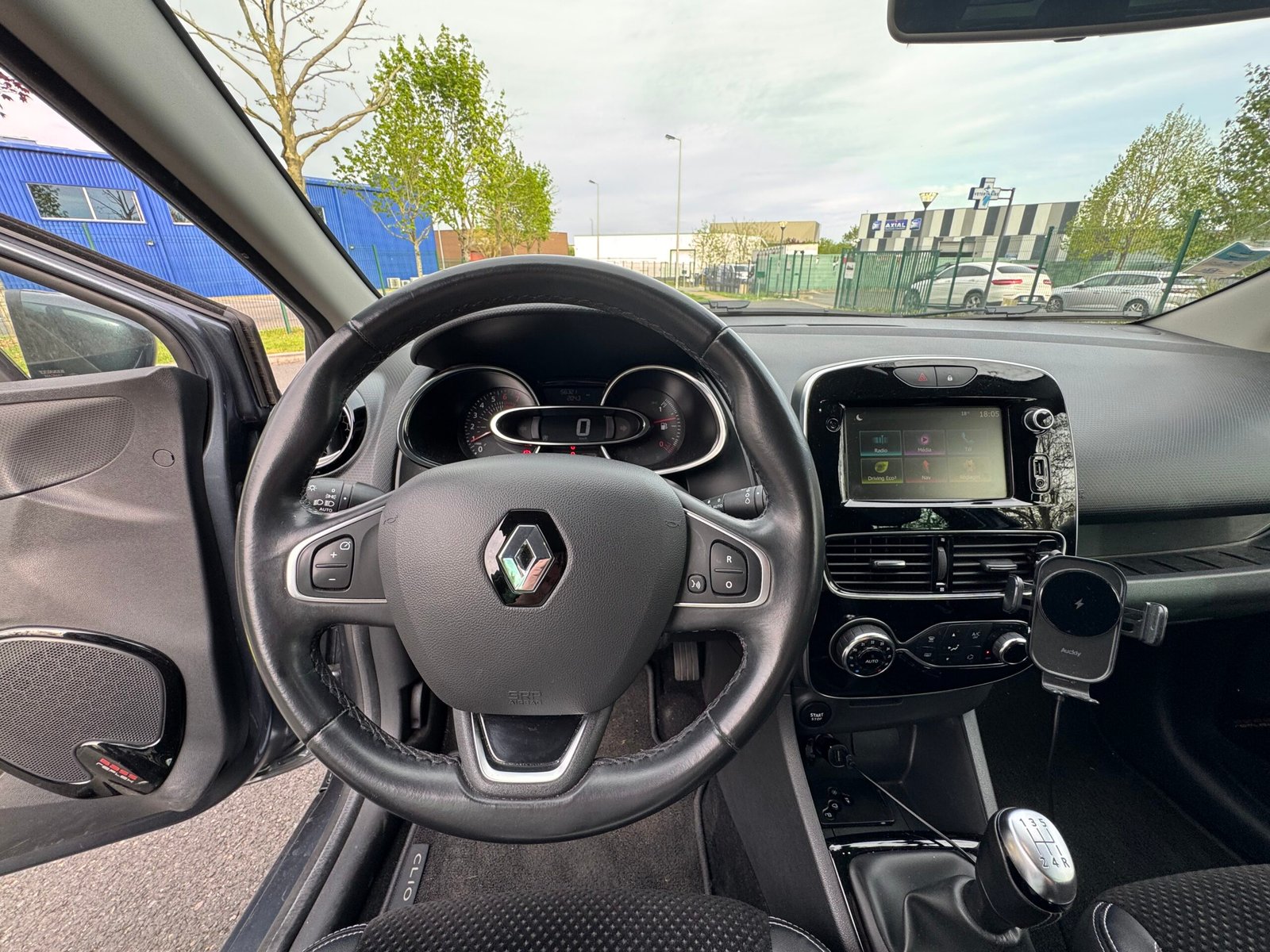 RENAULT Clio IV (phase 2) 0.9 TCe 90ch « Intens »