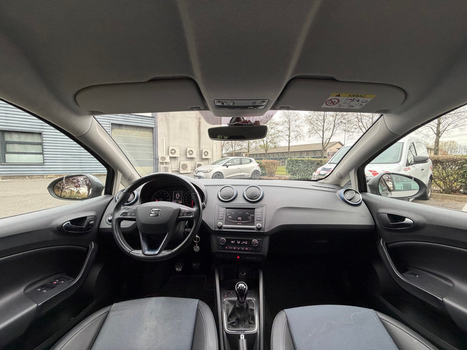 SEAT Ibiza IV Phase 3 5 Portes 1.2 TSI 16V 90 cv Connect