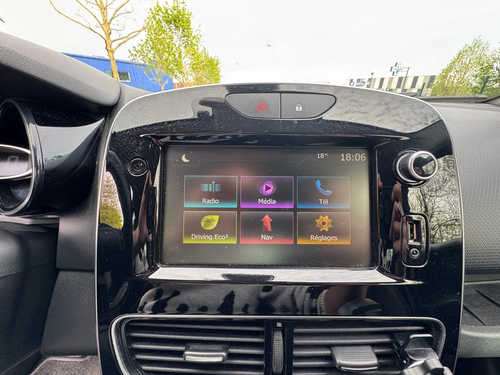 RENAULT Clio IV (phase 2) 0.9 TCe 90ch « Intens »